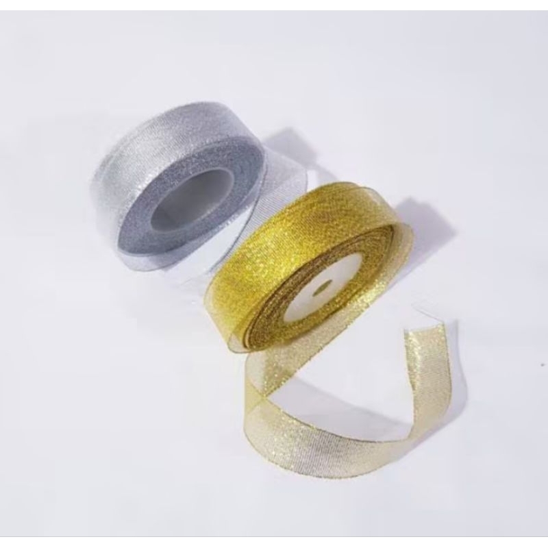 

Pita Gliter Warna Gold /Silver Ukuran 3/4 Inch (2cm)