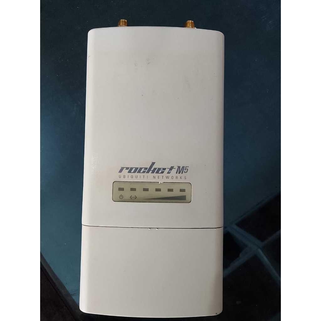 Ubiquiti  Networks Rocket M5