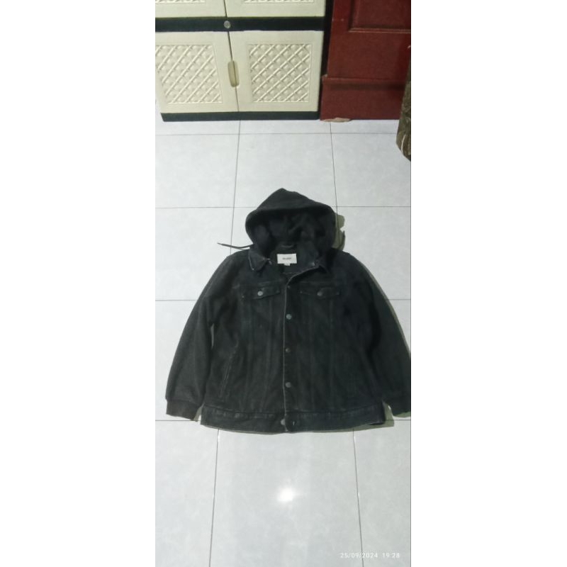 link CO Denim Jacket With Hoodie Pull & Bear