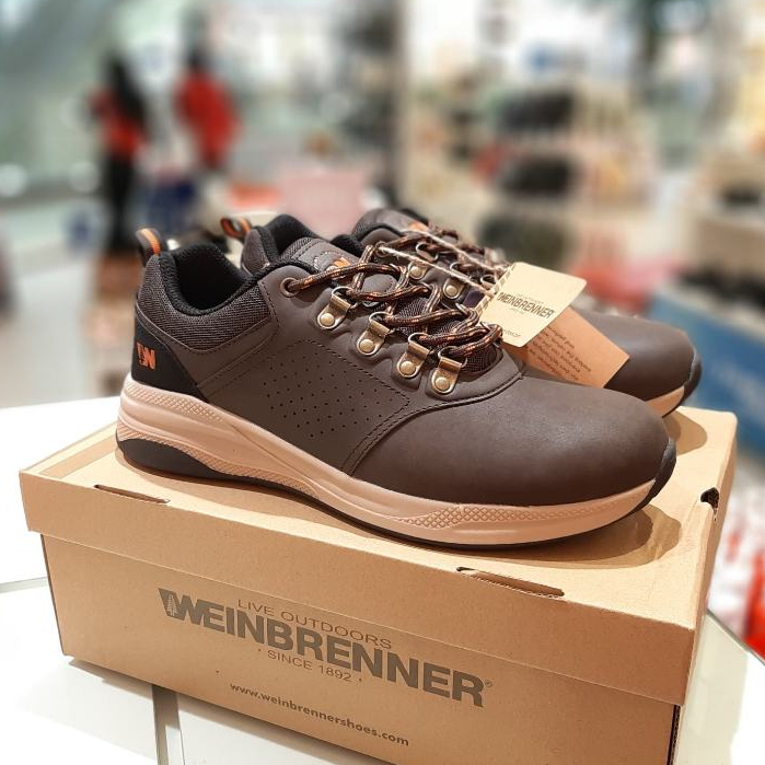 Weinbrenner Sepatu Outdoor Casual Pria