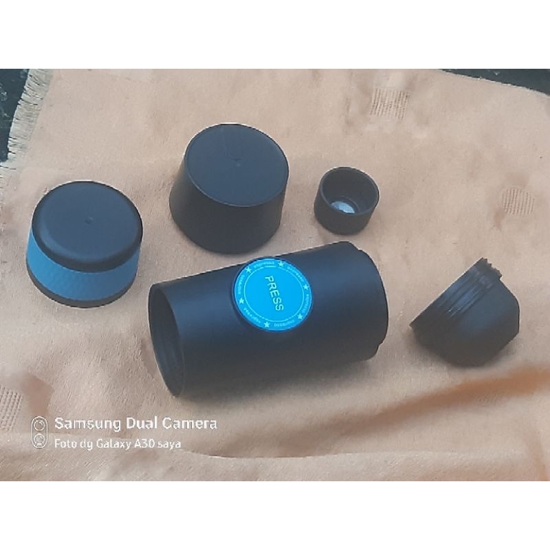 Mesin espresso electric mini, T-COLORS CF-1701 capsule mini espresso portable coffee maker, kondisi 