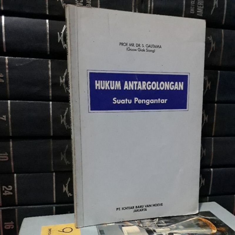HUKUM ANTARGOLONGAN SUATU PENGANTAR