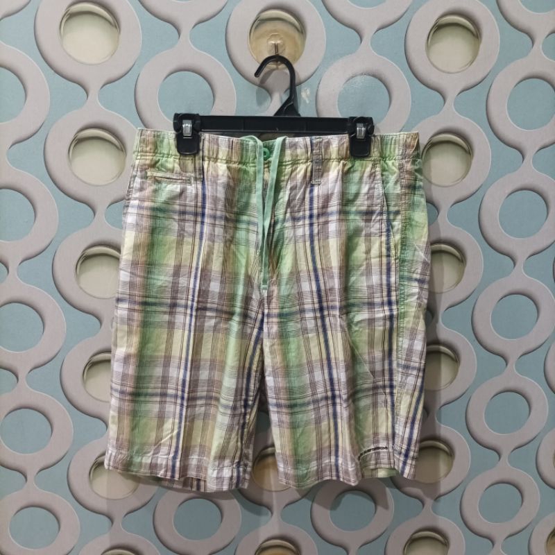 CELANA PENDEK PRIA SECOND T&C SURF DESIGNS ORIGINAL SIZE FIT L CZR072