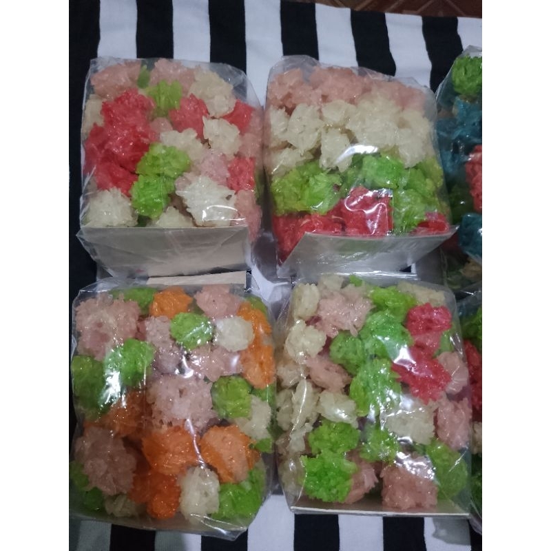 

RENGGINANG BAWANG DAN TERASI 250 Gr