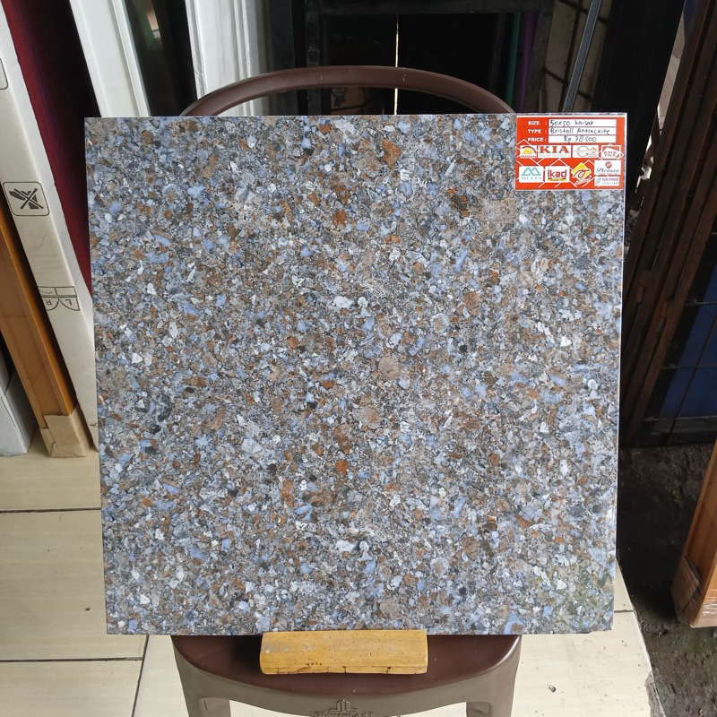 kramik kaisar bristoll antraxite 50x50