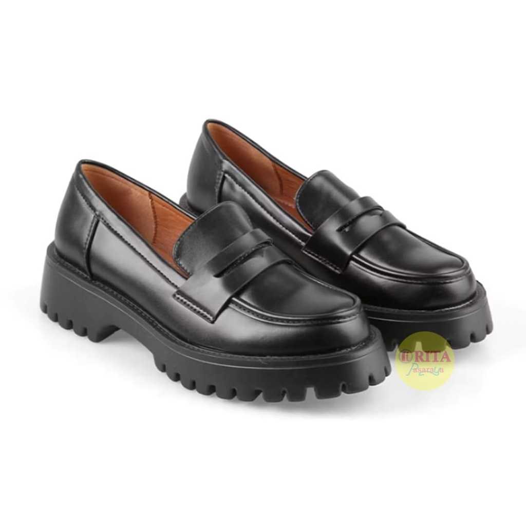 Fransisca Renaldy Sepatu Fantofel Wanita