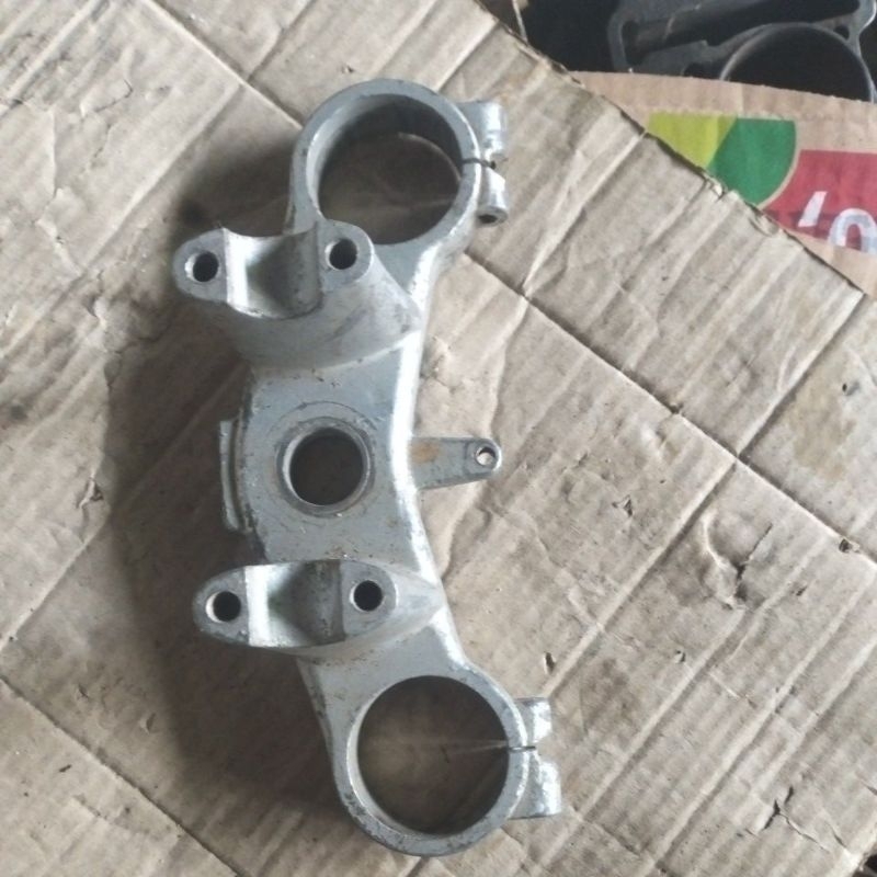 SEGITIGA T ATAS YAMAHA Yz85 SECOND