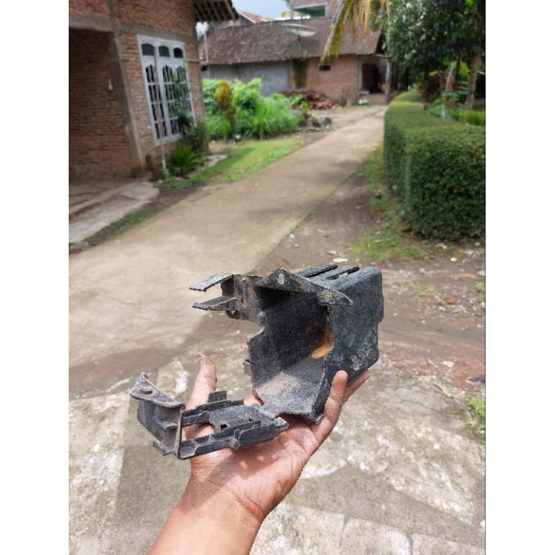 Tempt Aki Wadah Aki Astrea 800 Astrea Star Original