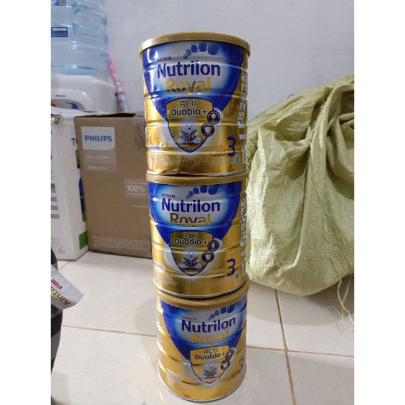 

Nutrilon Royal 3 Susu Pertumbuhan Anak Vanilla 800gr