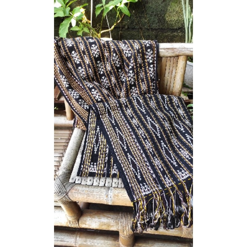 Tenun NTT - Selimut Sabu