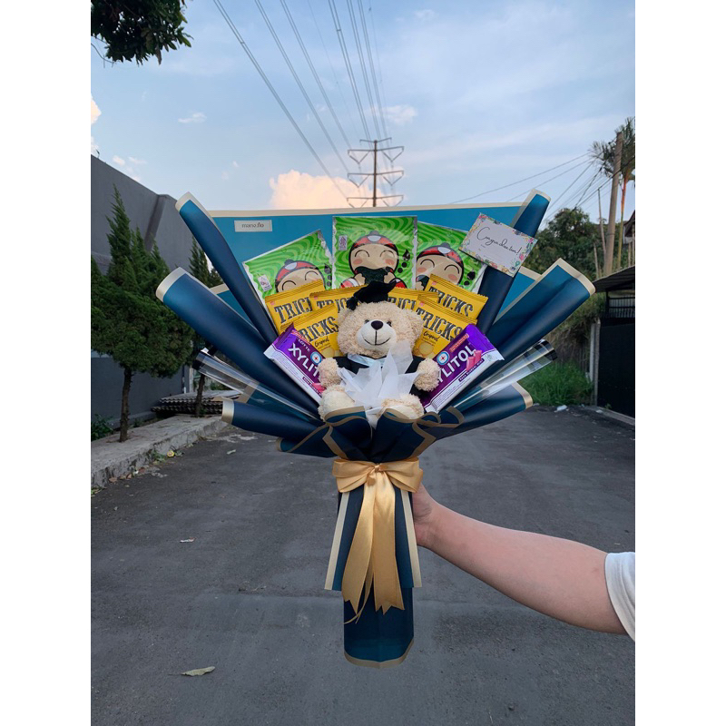 

snack bouquet flower