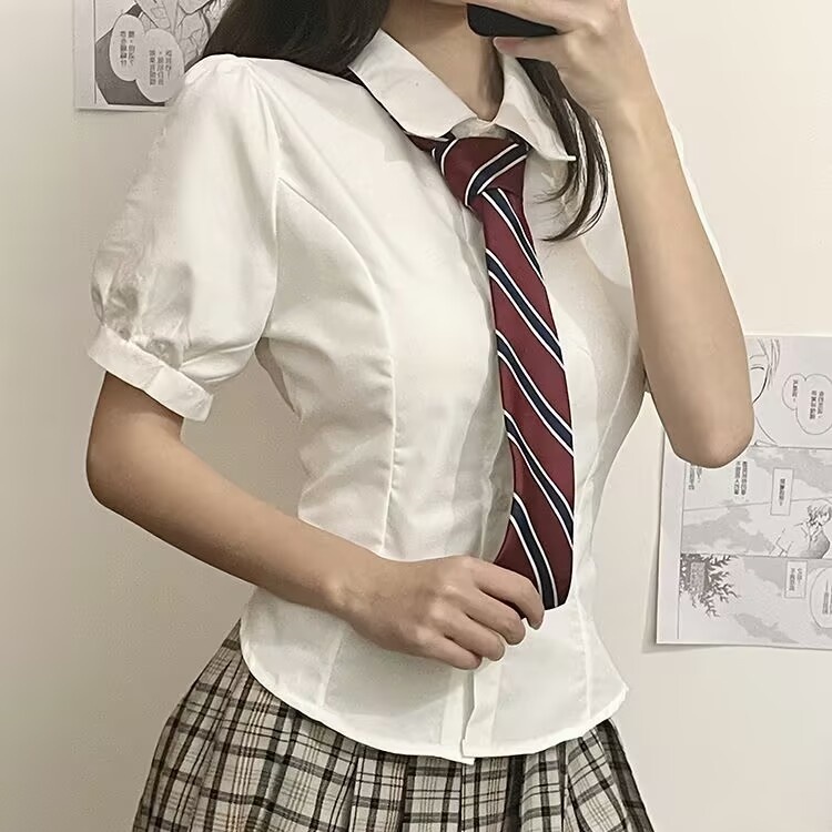 Kemeja wanita putih Kemeja V-neck Kemeja ketat putih wanita Kemeja wanita lengan pendek putih