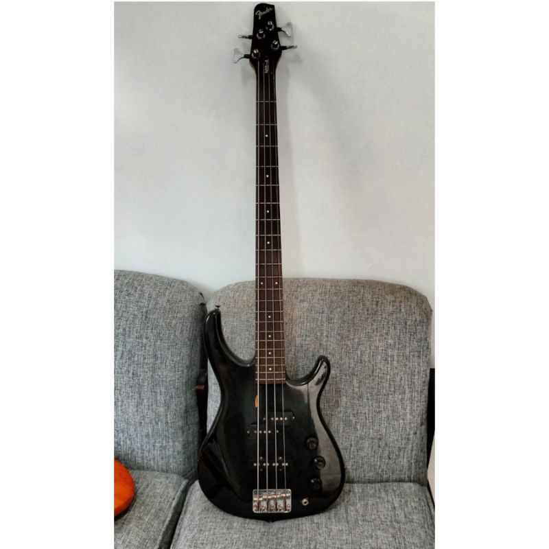 fender bass  MB-4 Japan ori