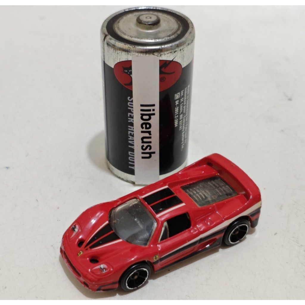 Diecast hotwheels ferrari f50 red