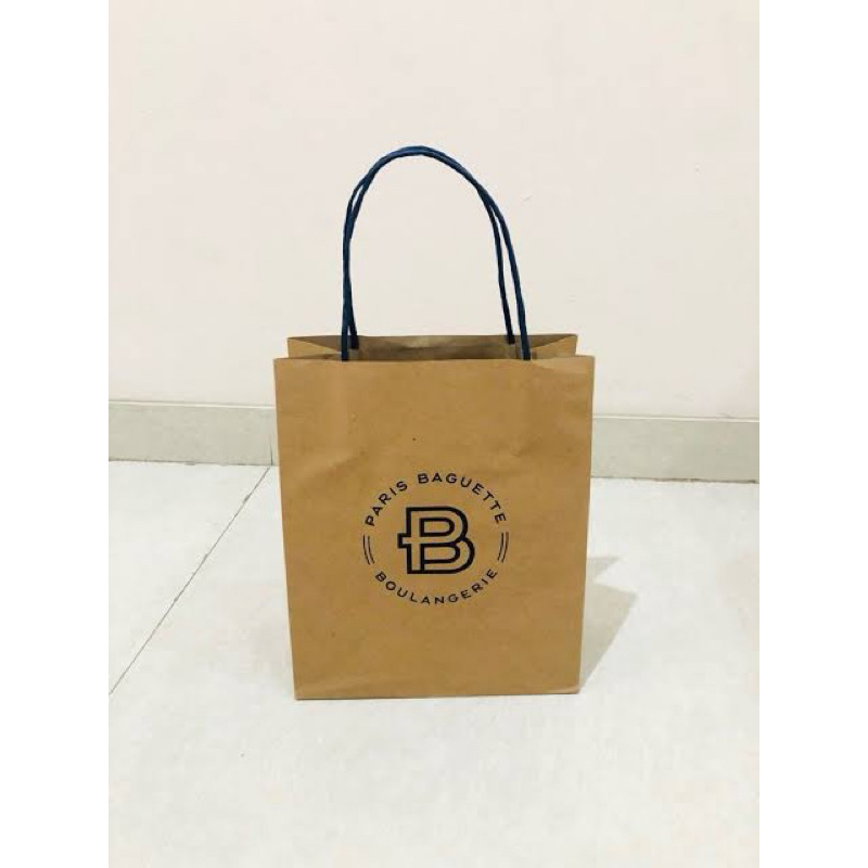 

Paris Baguette paperbag