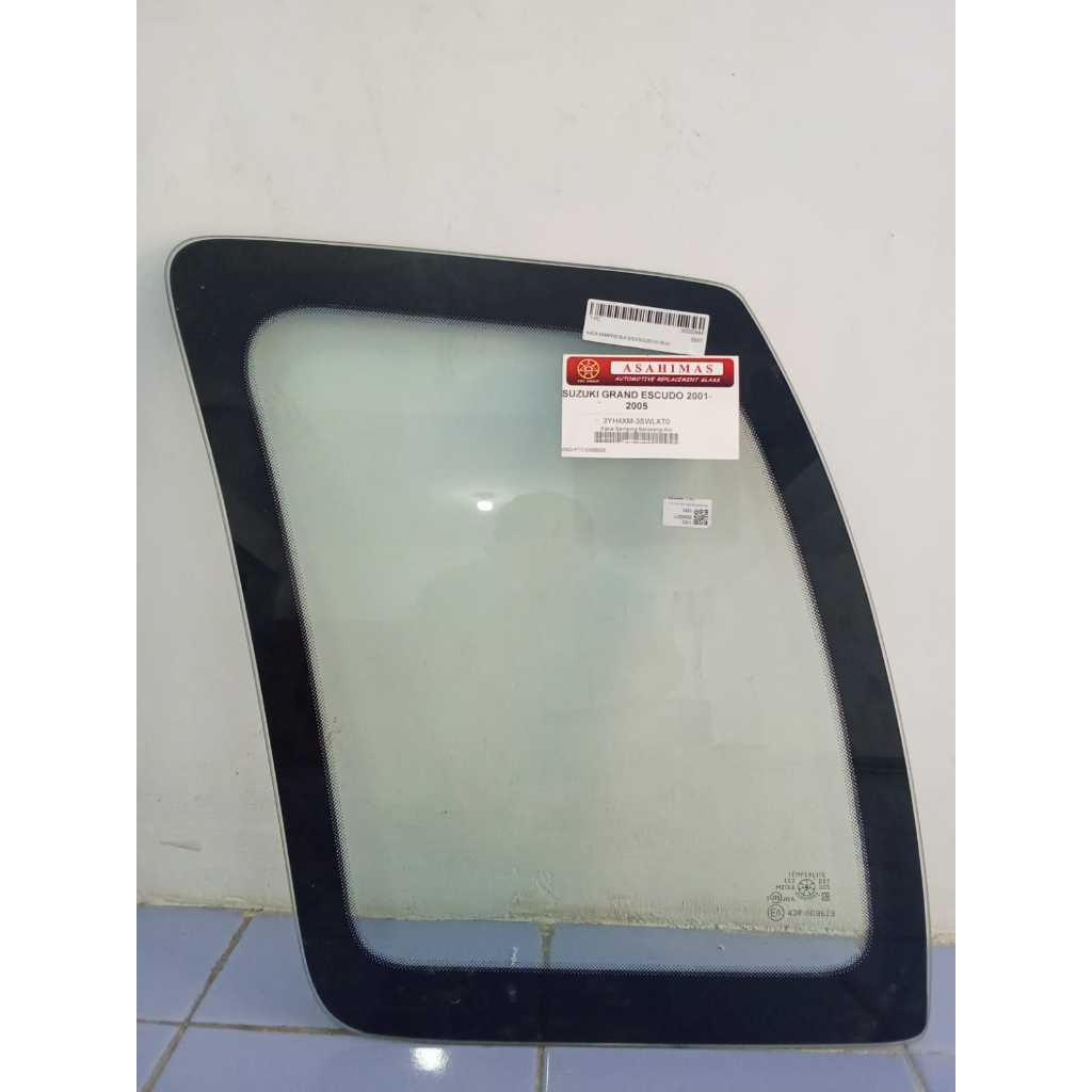 KACA SAMPING BELAKANG/KACA MATI SUZUKI GRAND ESCUDO 2001-2005 INCLUDE PETI