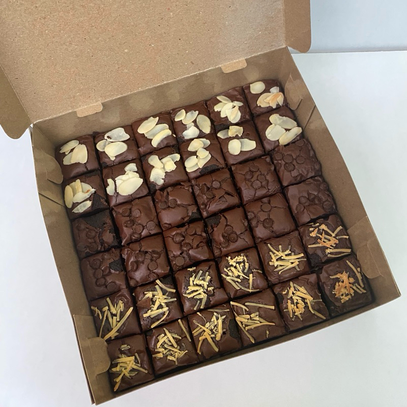

Fudgy Brownies 20 x 20 cm
