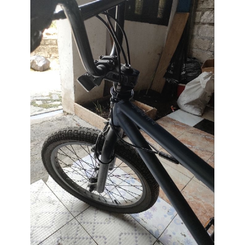 sepeda polygon Rouge 20 inch silver bekas like new