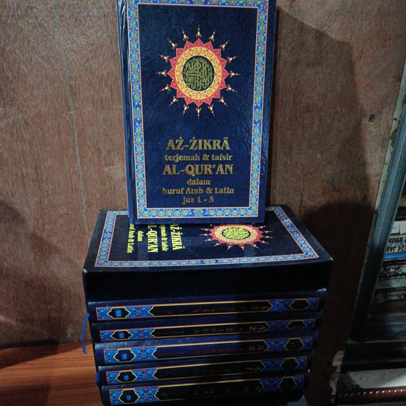 terjemah & tafsir az-zikra al-qur'an dalam huruf arab & latin jiliid 1-6