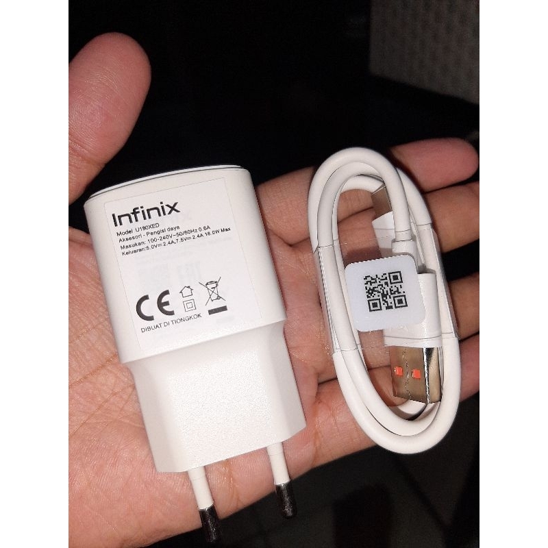 charger 18 watt dan kabel data copotan infinix note 50 kondisi masih baru