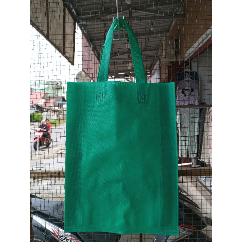 

(12 PCS) TAS KAIN 30X9,5 KIKY PACK