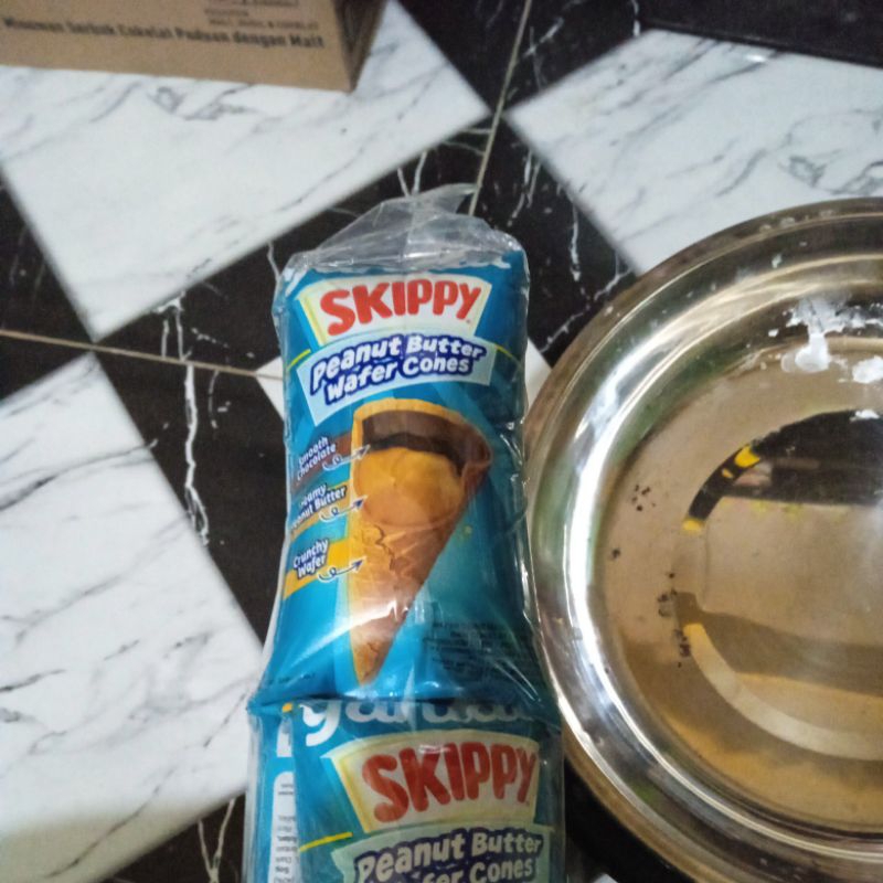 

Garuda skippy wafer cones
