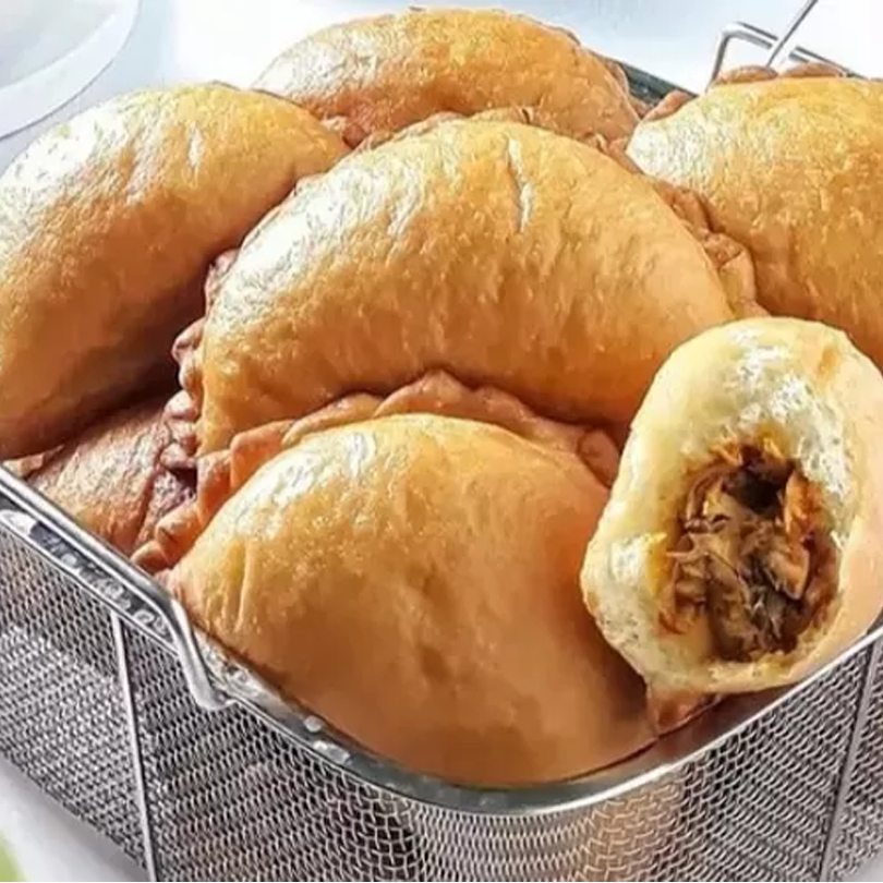 Panada isi Cakalang Pampis