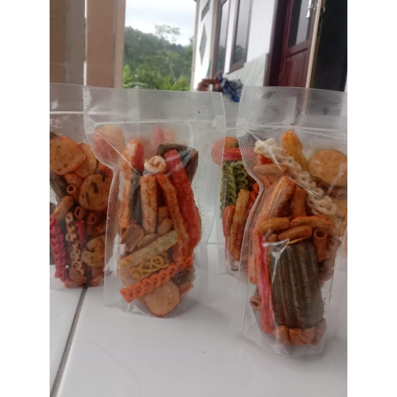 

Seblak Garing Campur Gurih Pedas Tanpa Pengawet Khas Tasikmalaya
