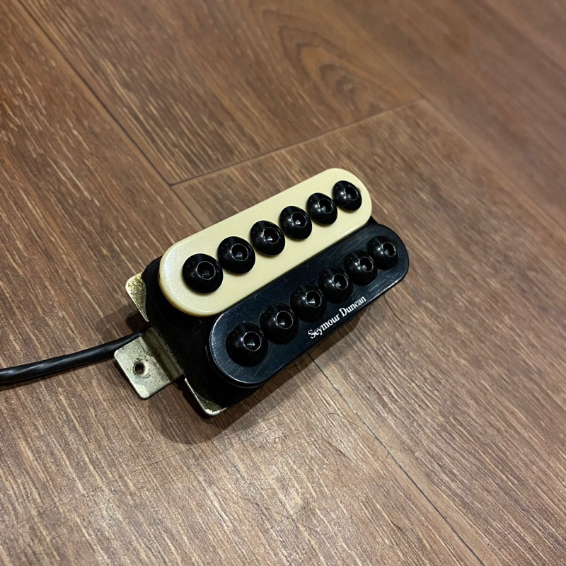 Seymour duncan SH8N invader sebra