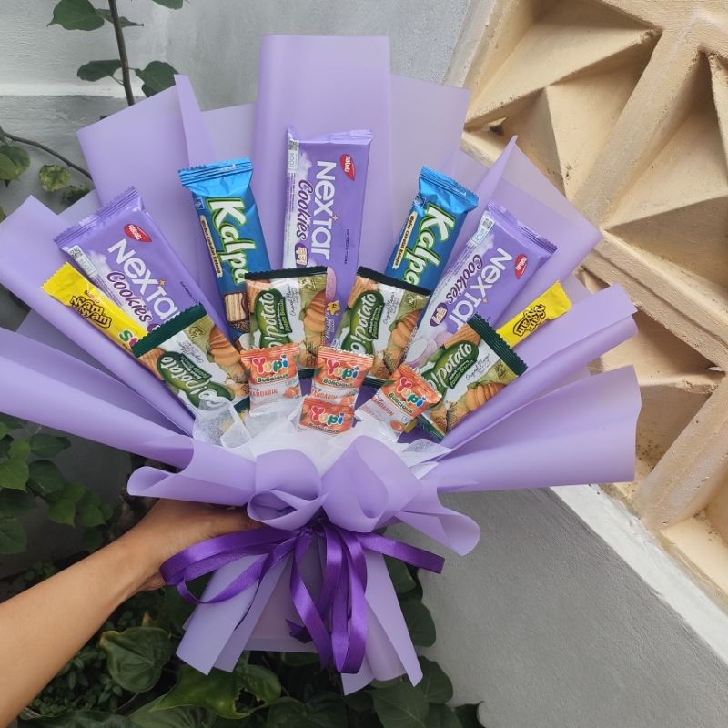 

snack bucket / hadiah ulang tahun / gift spesial / bucket jajan