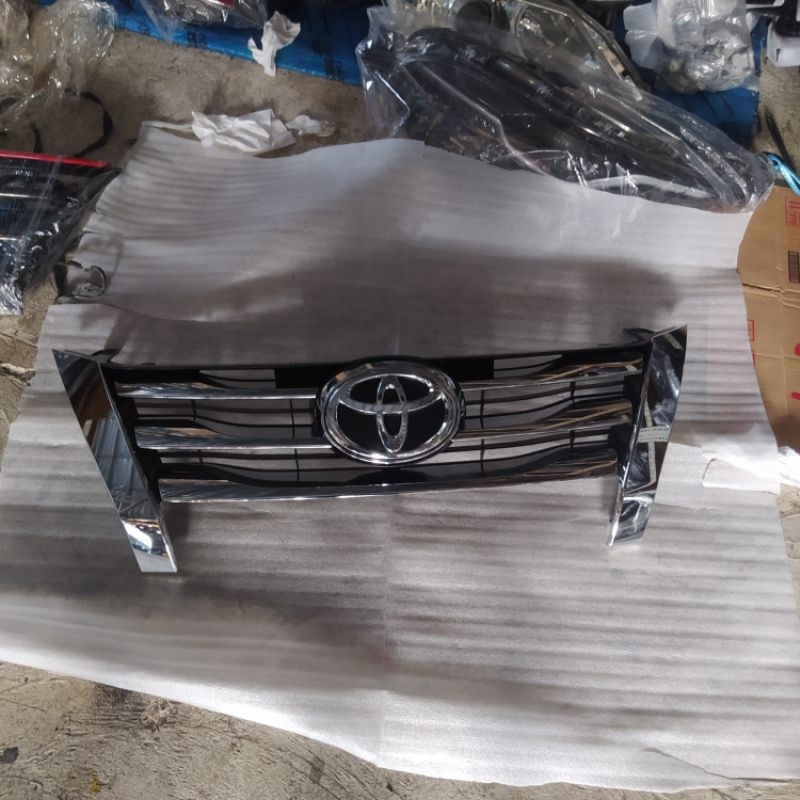 Grill Grille Fortuner Vrz 2016 2017 2018 Original