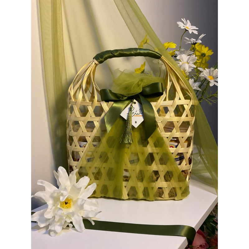 

[EARLY BIRD] Hampers Kue Kering - TIGA - Raya Collection 2025