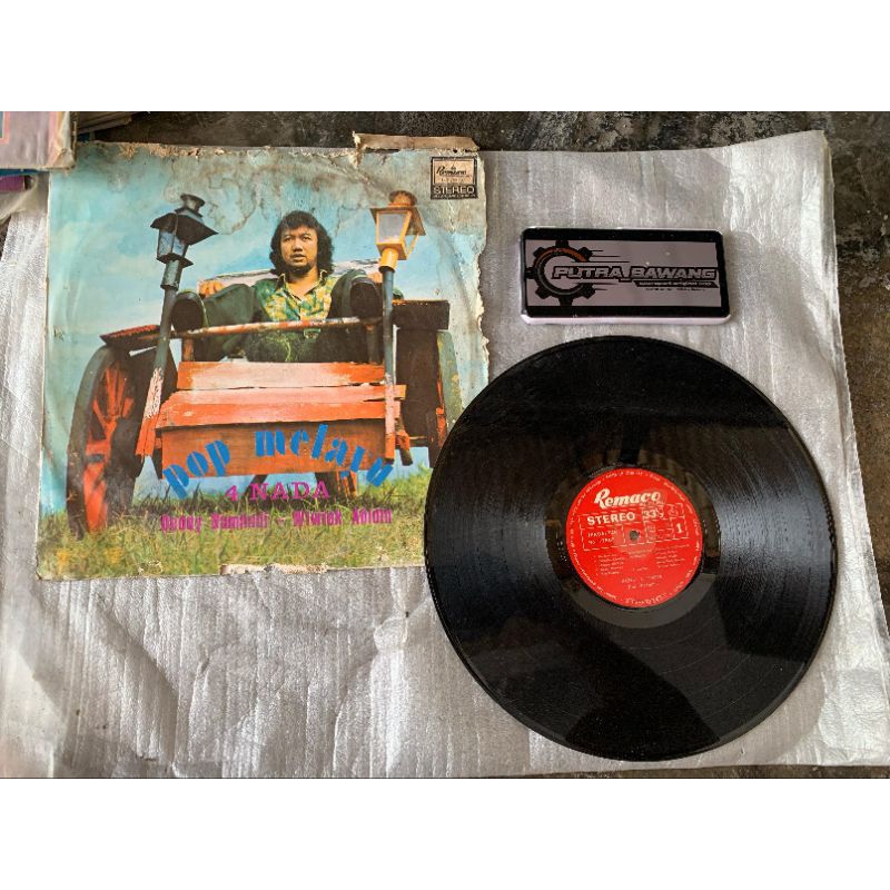 Piringan Hitam Vinly Band 4 Nada Deddy & Wiwiek Abidin