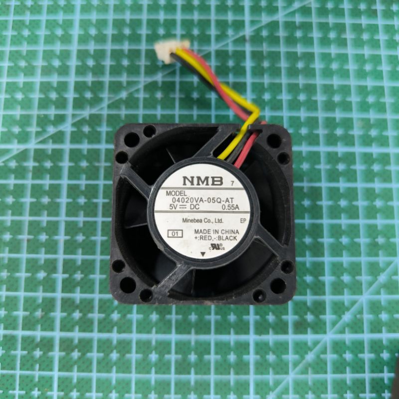 Kipas Fan 5 Volt DC 4x4cm 0.49-0.55 Amper Tebal 2cm / Kipas Cooler Hp DC 5V