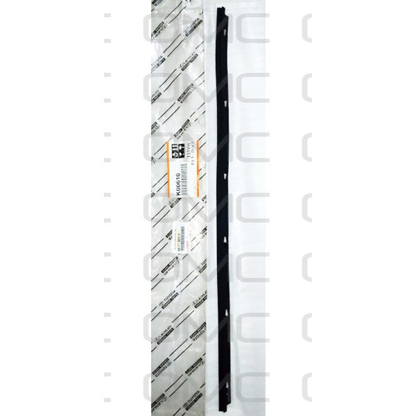 Pelipit Pintu Karet Kaca Dalam Depan Belakang Avanza Xenia Original 68171-BZ010 / 68173-BZ010