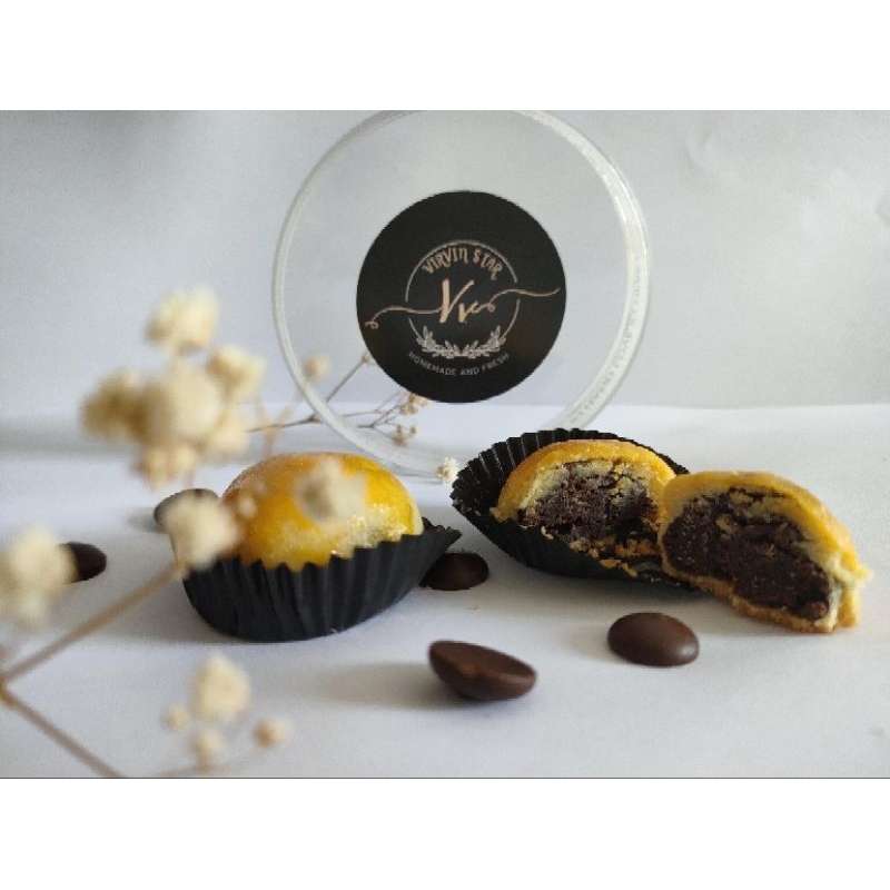 

Choco Taart and Pineapple Taart