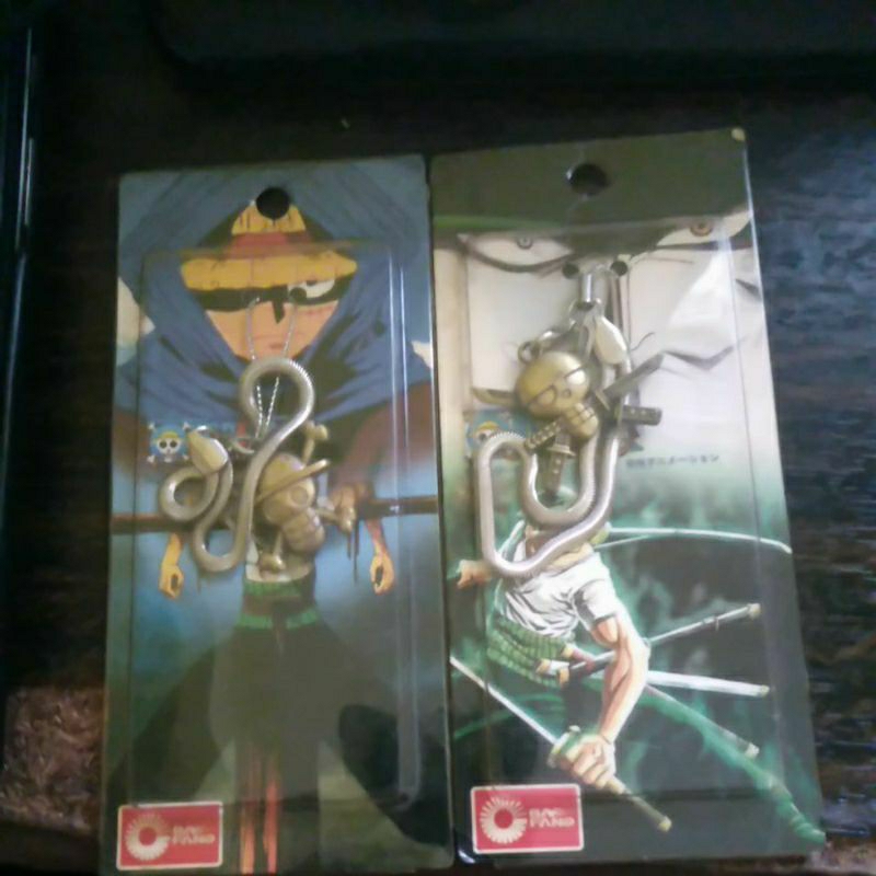 gantungan HP logo one piece