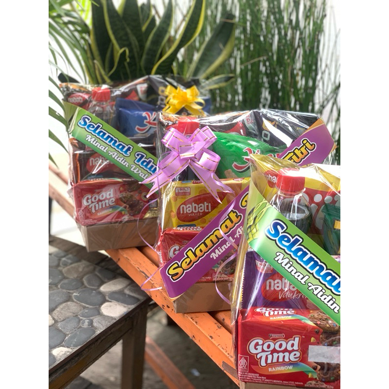 

Parcel Lebaran Idul Fitri Hampers Snack Lebaran Murah Bingkisan Lebaran