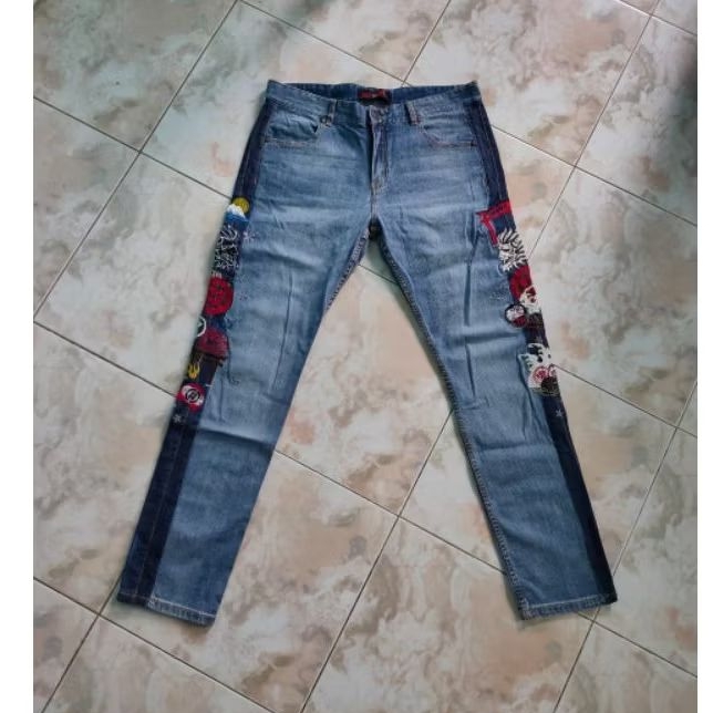 Celana Jeans Oniarai Sukajan