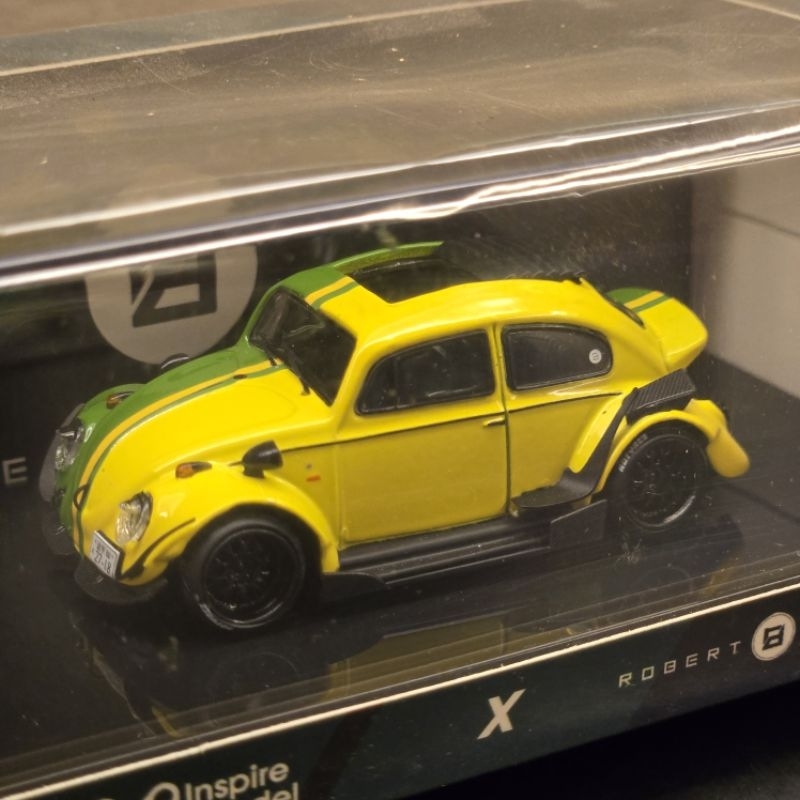 Inspire Model 1/64 VW Volkswagen Beetle Yellow/Green