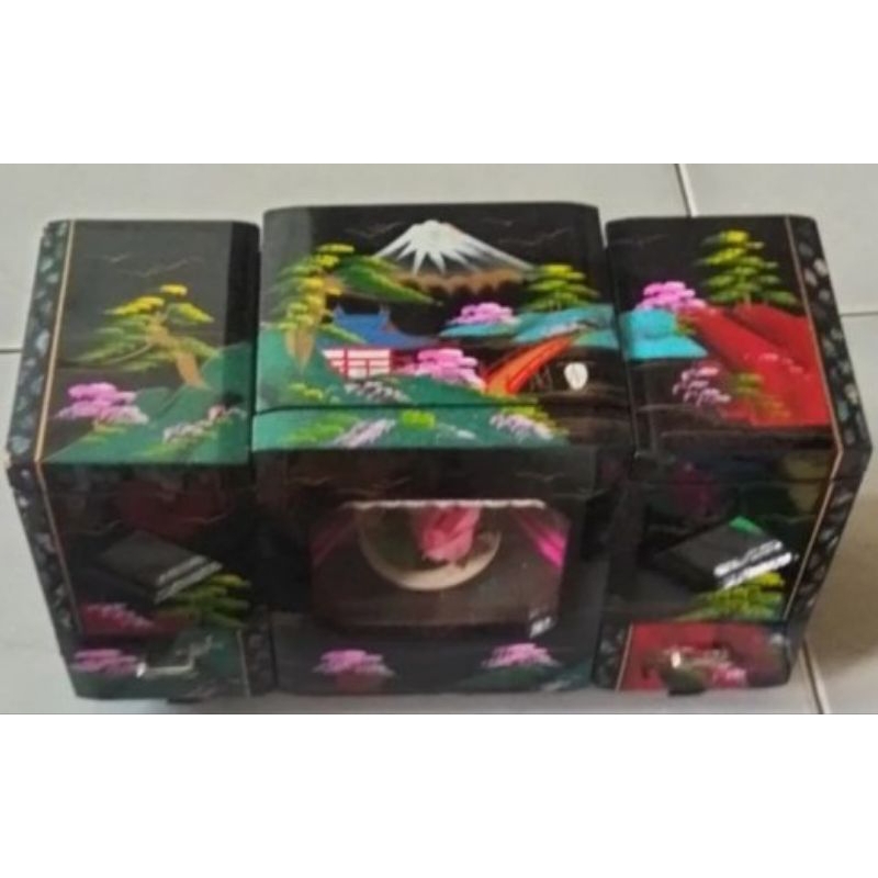 Preloved Kotak Perhiasan Lukis ada Musiknya