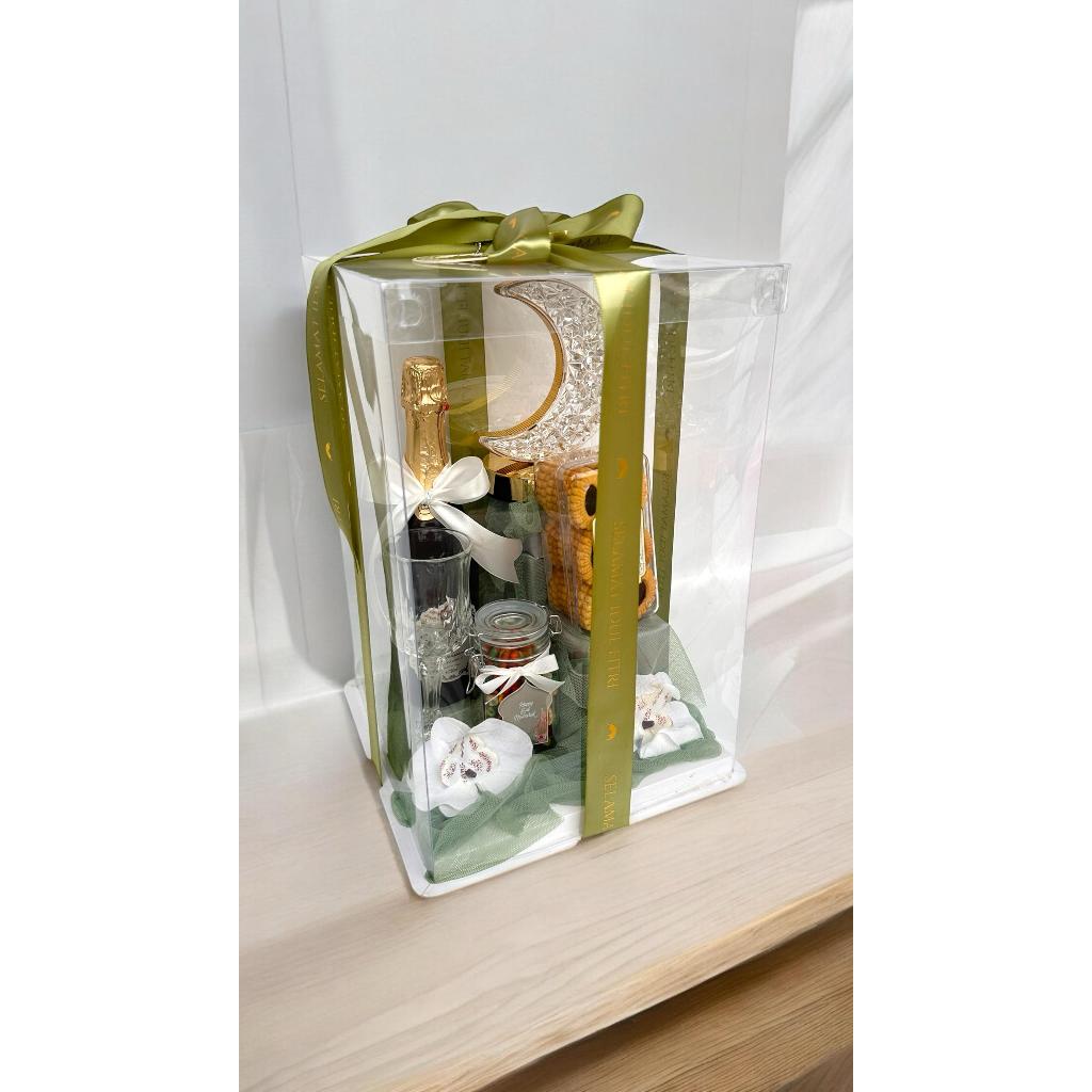 

DUBAI A/Hampers lebaran/READY STOCK/Hampers Idul Ftri/Eid Alfitr hampers