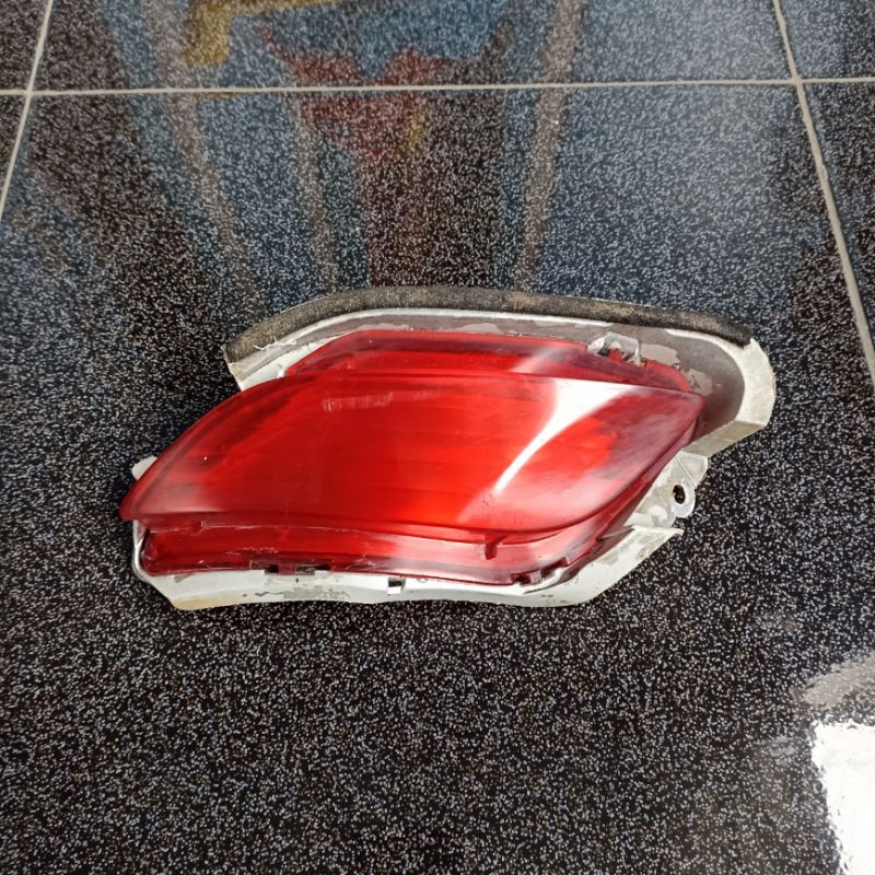 Lampu Mata Kucing Bemper Belakang Toyota Vios Gen 2 Original Second