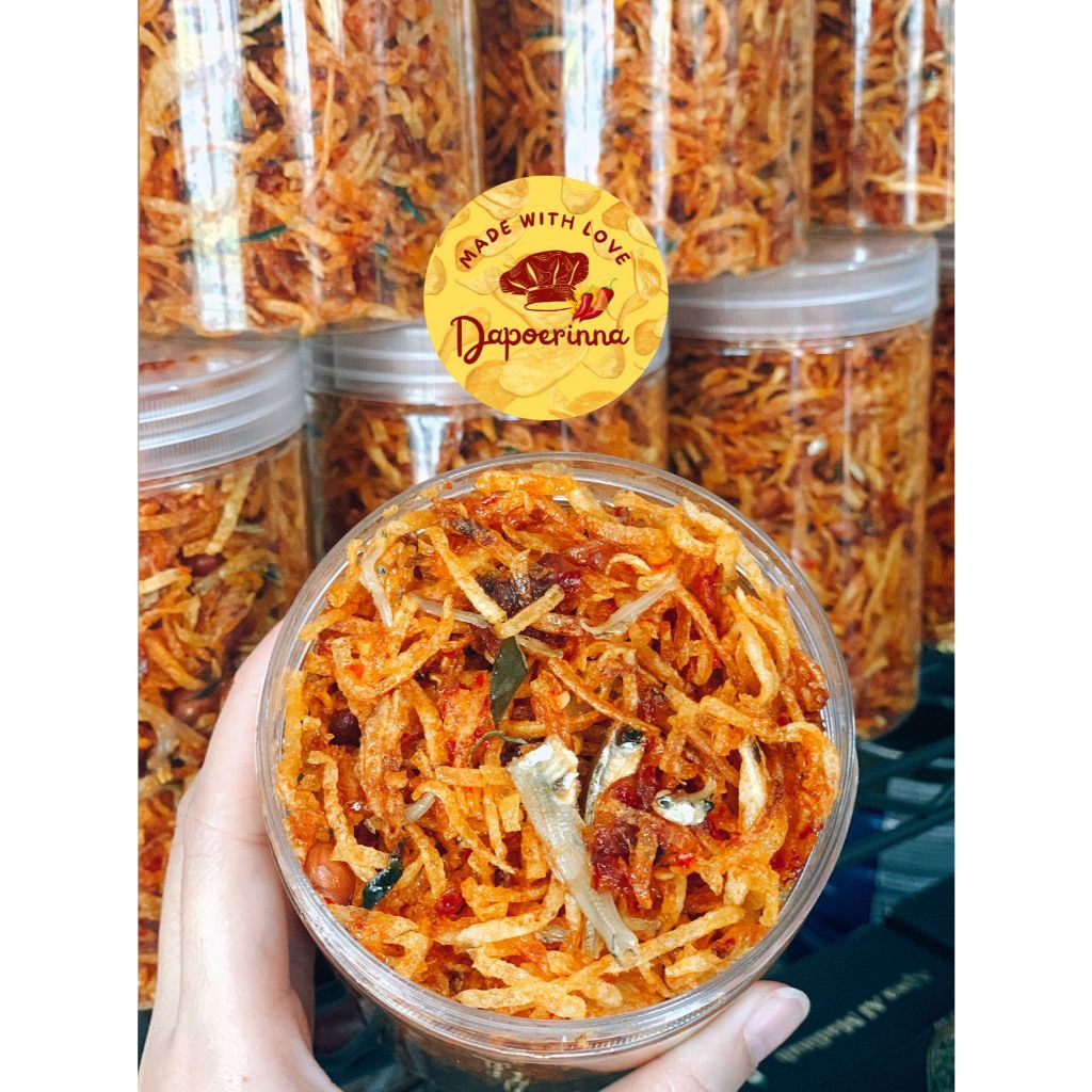 

Kering Kentang Mustofa 270 gram by dapoerinna