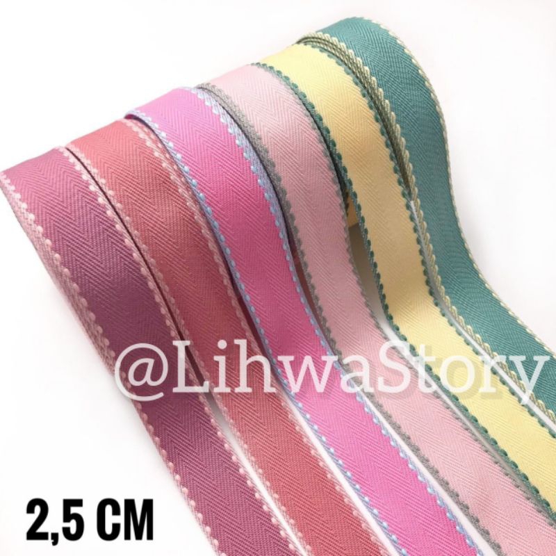 

1 YARD - 2,5 CM | PITA KOREA TWILL GARIS JELUJUR