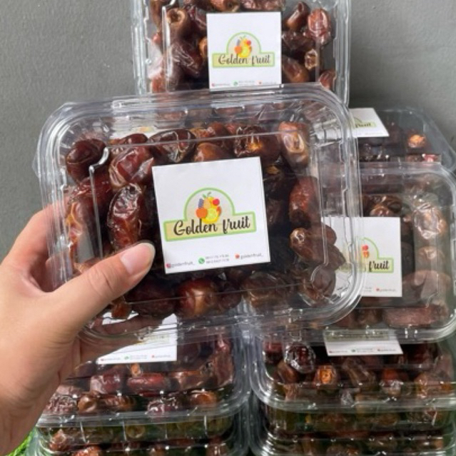 

Kurma Mesir Golden Valley