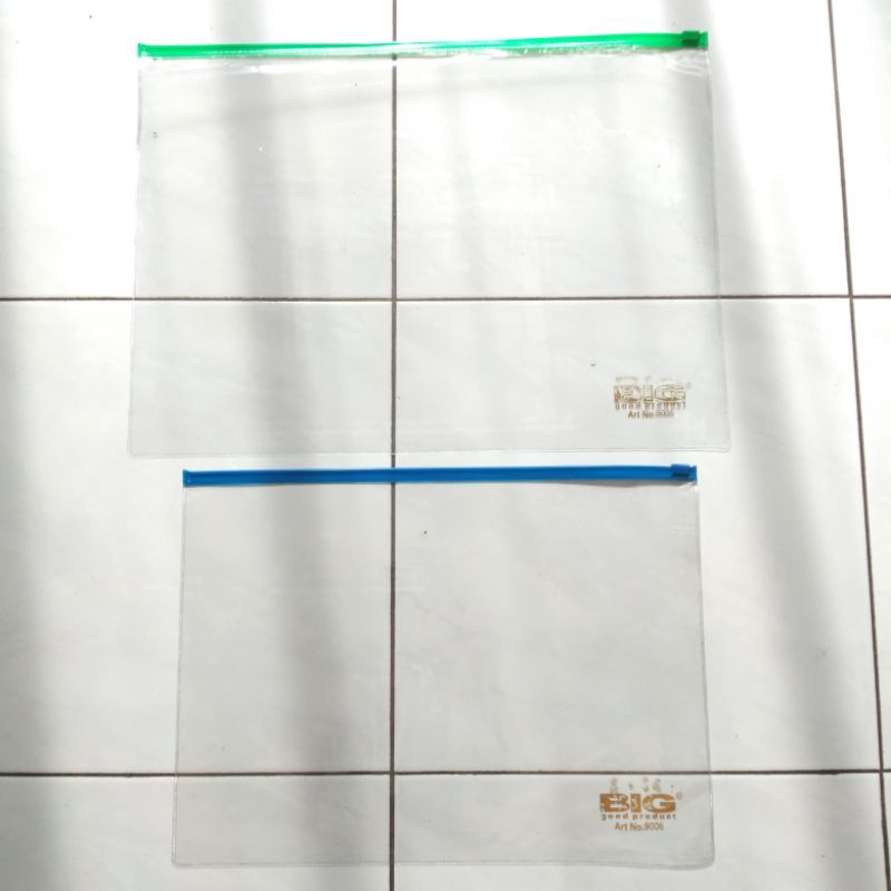 

Map Zipper Bening A4 dan F4