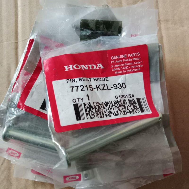 AHM 77215-KZL-930 Pen Laci Box Bagasi Beat,Genio,Scoopy,Spacy,SupraX125,Vario