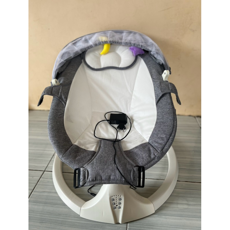 ayunan bayi elektrik(preloved)