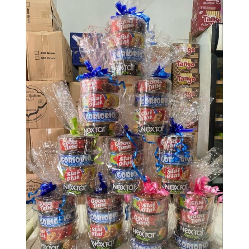 

hampers lebaran / Parcel Cookies isi 4 toples